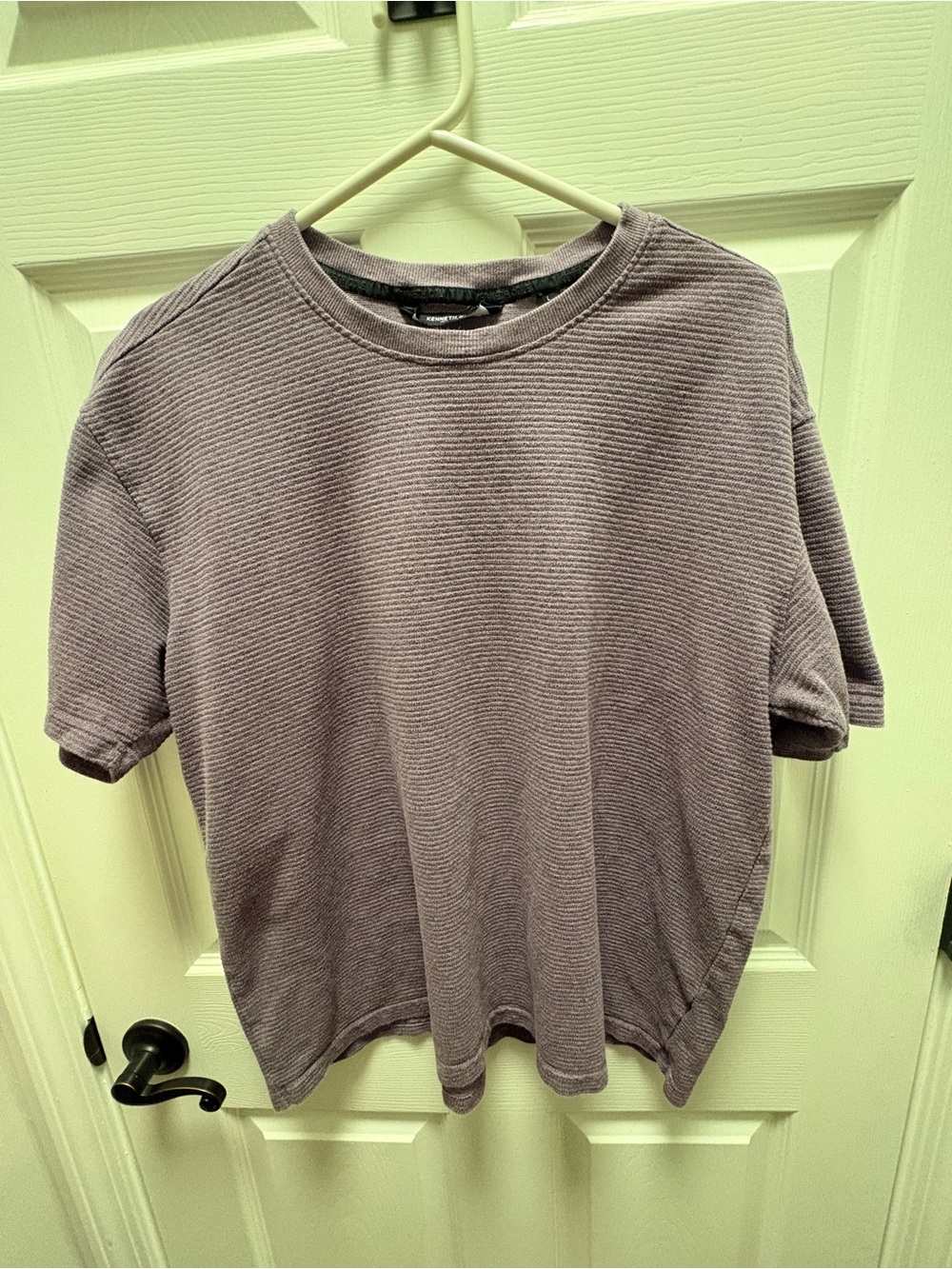 Men’s Kenneth Cole Textured Crewneck Top in Gray/Purple
